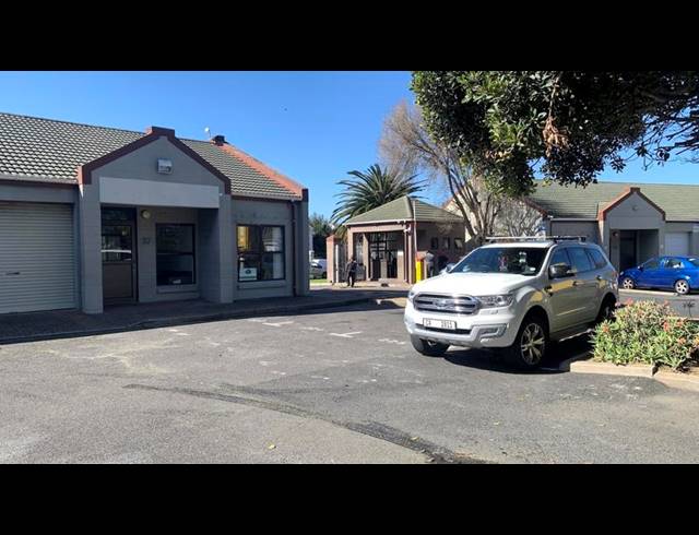 BUSINESS PROPERTY TO RENT IN MAITLAND
